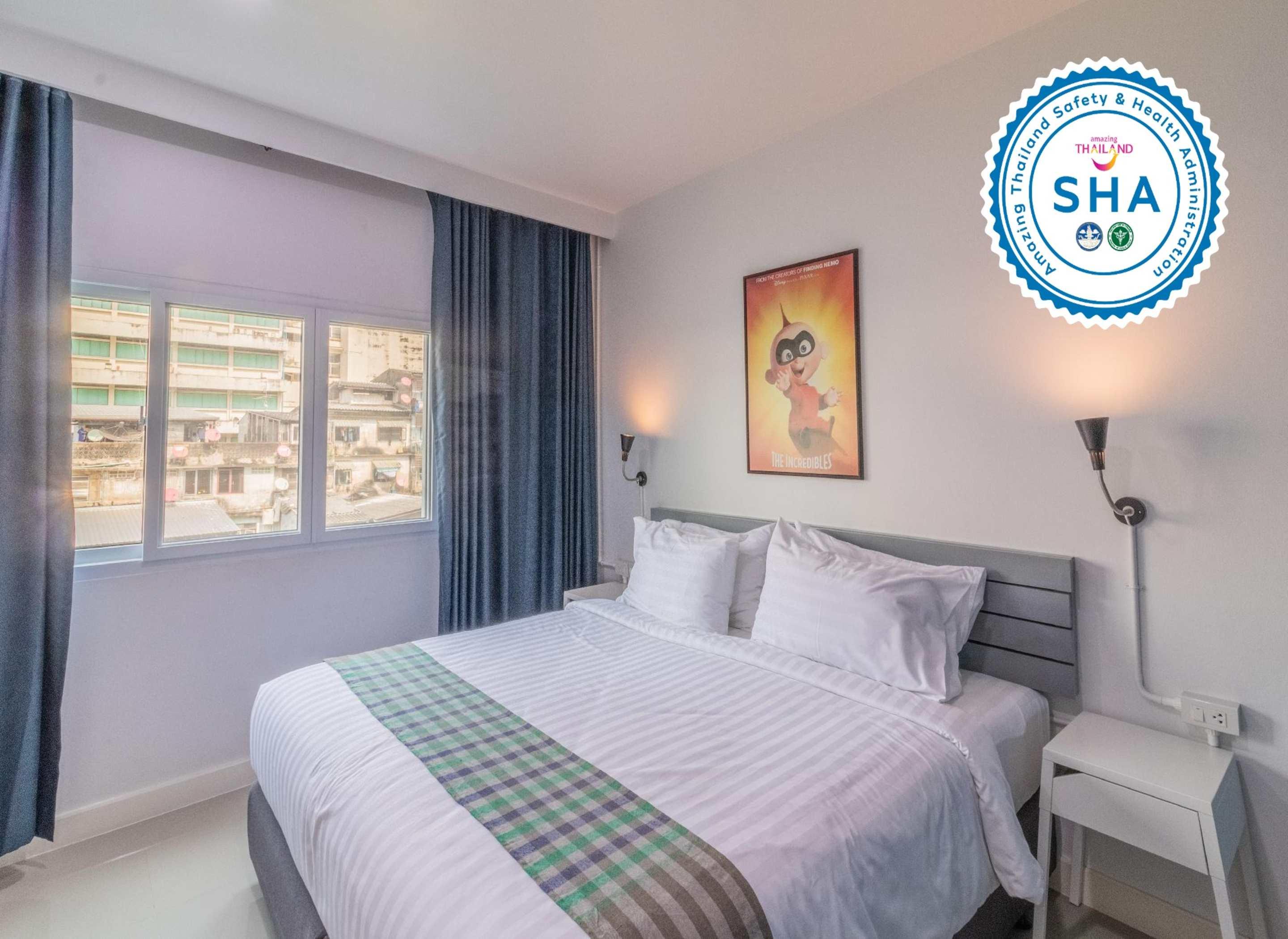 Every Surawong Bangkok Exterior photo