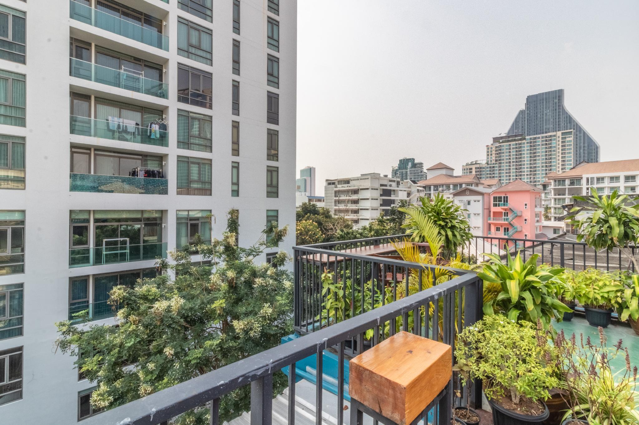 Every Surawong Bangkok Exterior photo