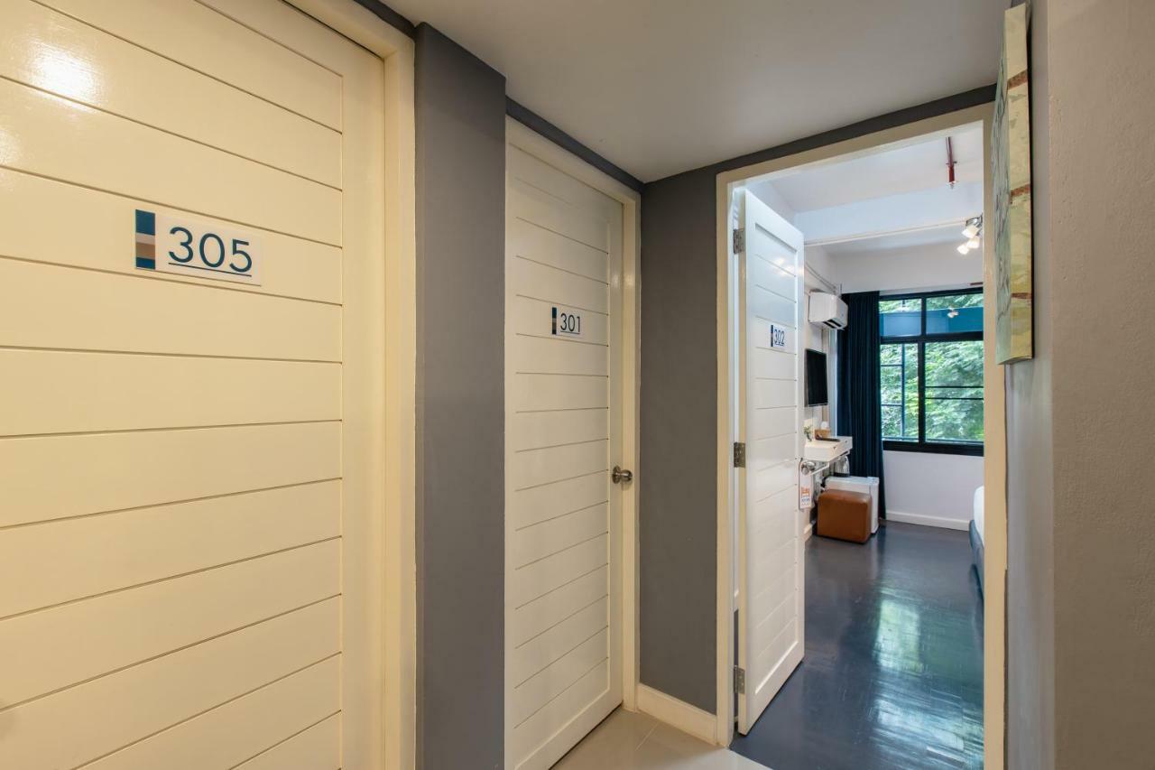 Every Surawong Bangkok Exterior photo