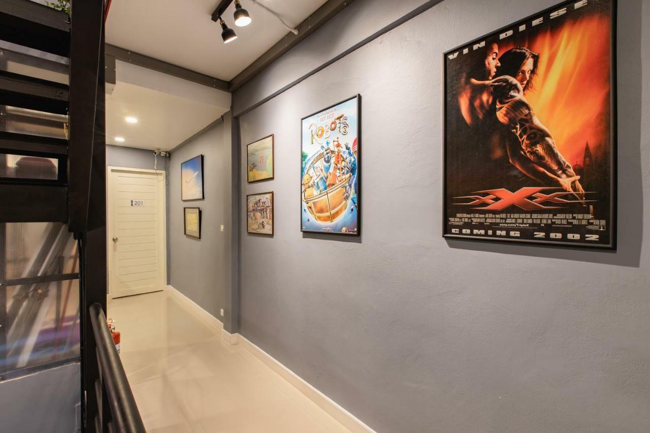 Every Surawong Bangkok Exterior photo