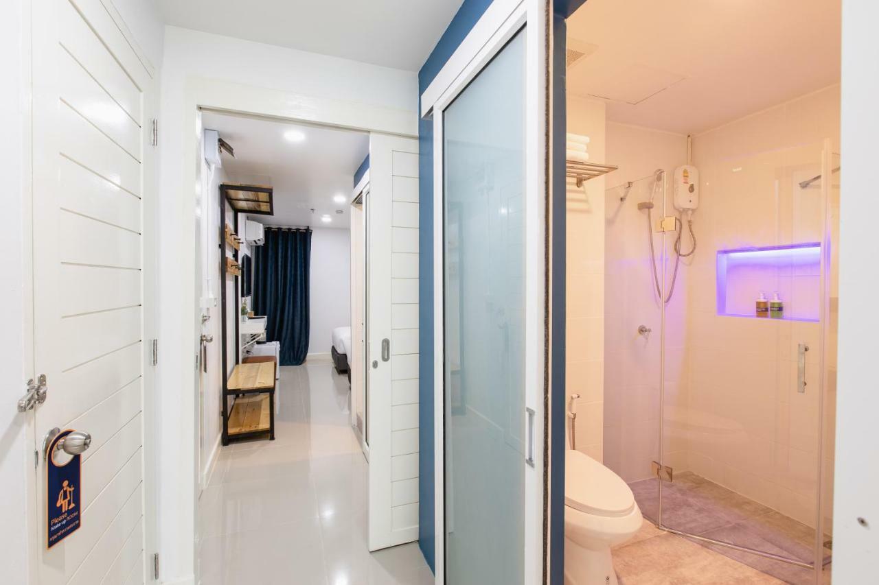 Every Surawong Bangkok Exterior photo