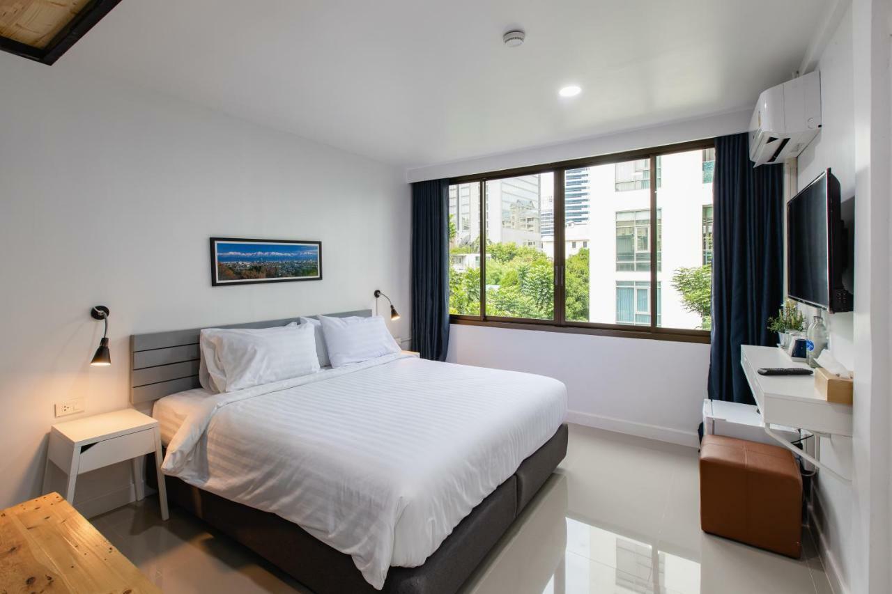 Every Surawong Bangkok Exterior photo